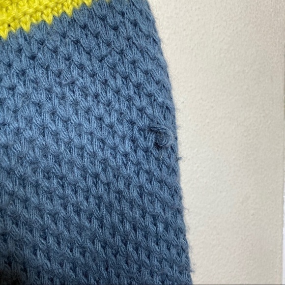 UNIF Urban Outfitters Sweater - Picture 5 of 6